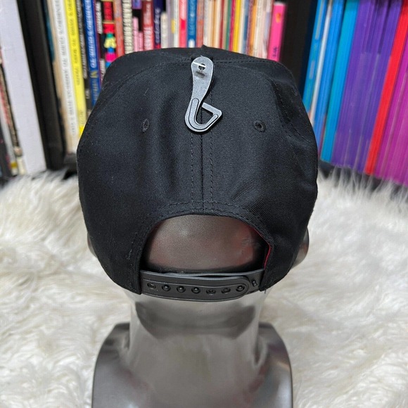 BLEACH ICHIGO KUROSAKI HOLLOW VIZARD HOLOGRAPHIC SNAPBACK HAT - Picture 6 of 7